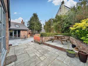 Photo 22- click for photo gallery